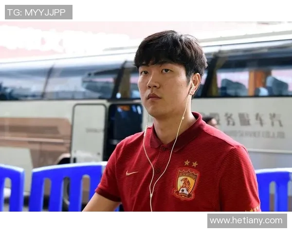 足球复刻球星传奇再现外籍球员风采带你走进经典赛场重温辉煌岁月 足球复刻球星传奇再现外籍球员风采带你走进经典赛场重温辉煌岁月